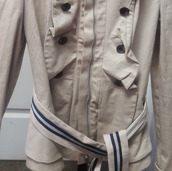 jacket - Picture 2 of 5